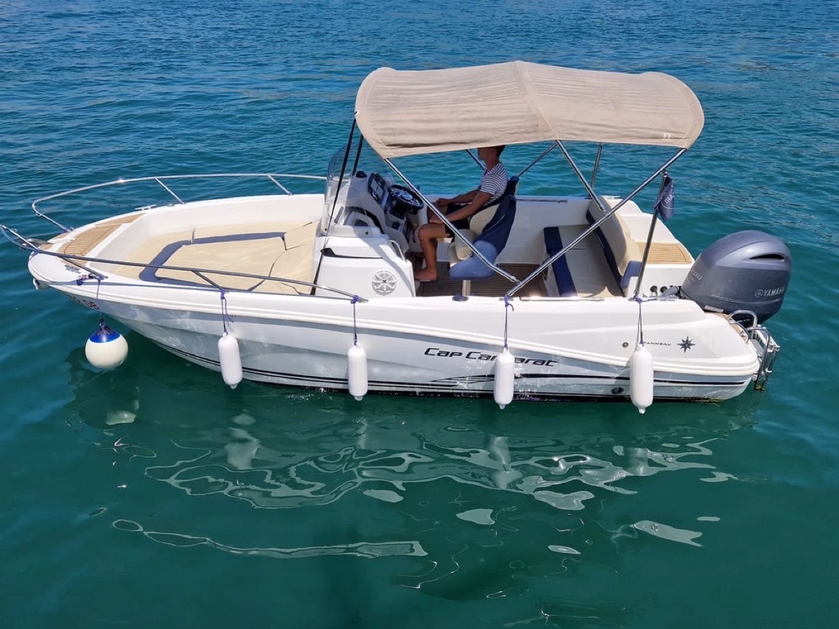 Jeanneau Cap Camarat 6.5 CC family charter at Marina Frapa Dubrovnik